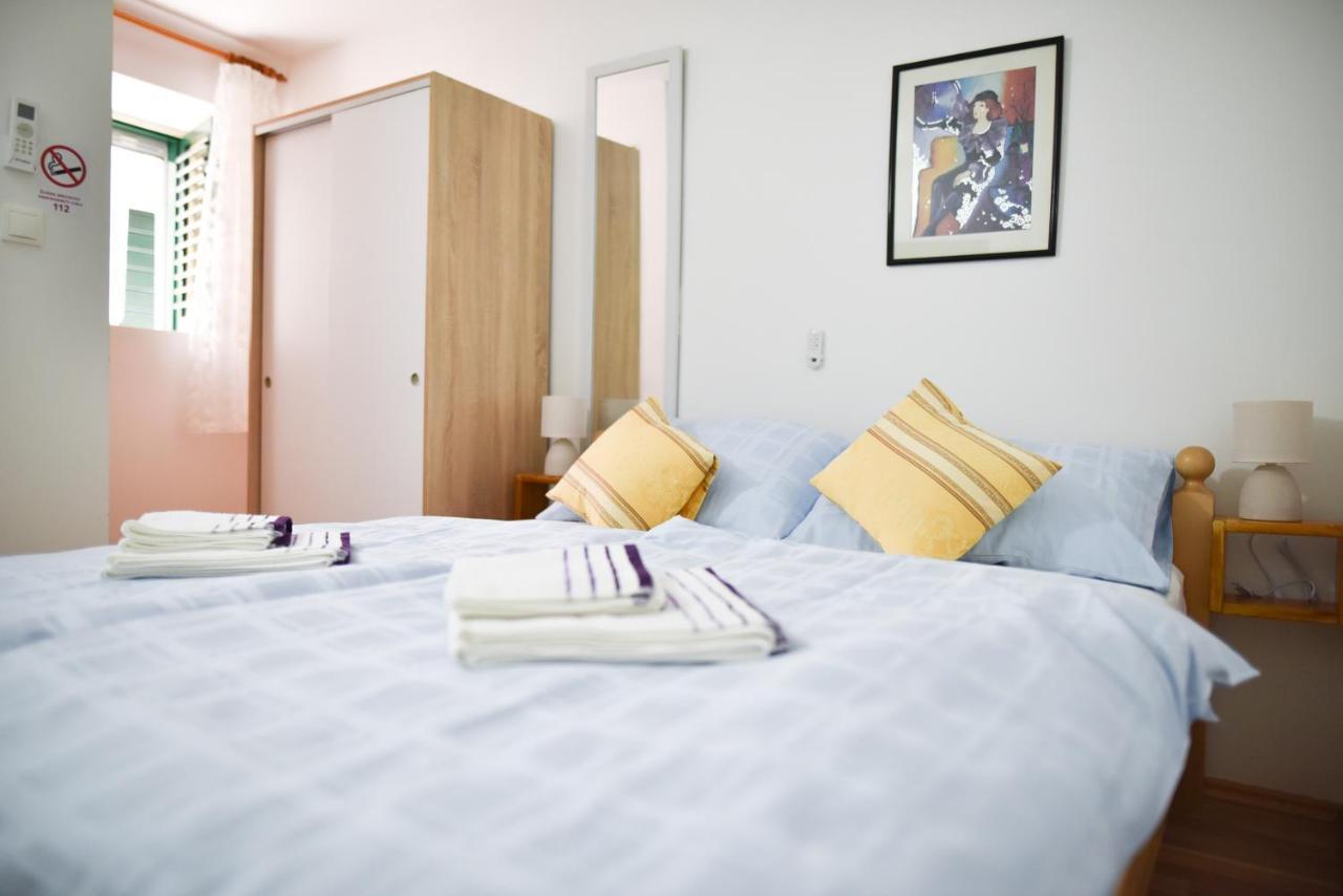 Apartment Luka's Amber In The Center Of Trogir